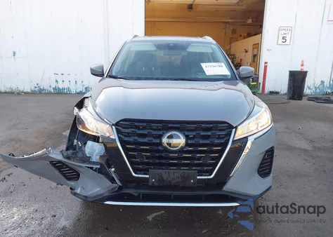 2022 Nissan Kicks Sv Xtronic Cvt z USA, uszkodzony, nr VIN 3N1CP5CV2NL531937